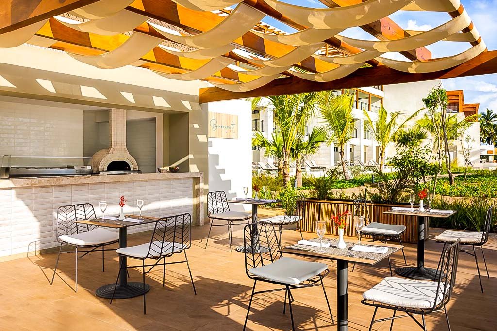 Barefoot Grill at Secrets Playa Esmeralda