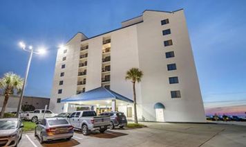 Exterior of Tropical Winds Oceanfront Hotel in Daytona Beach, Florida