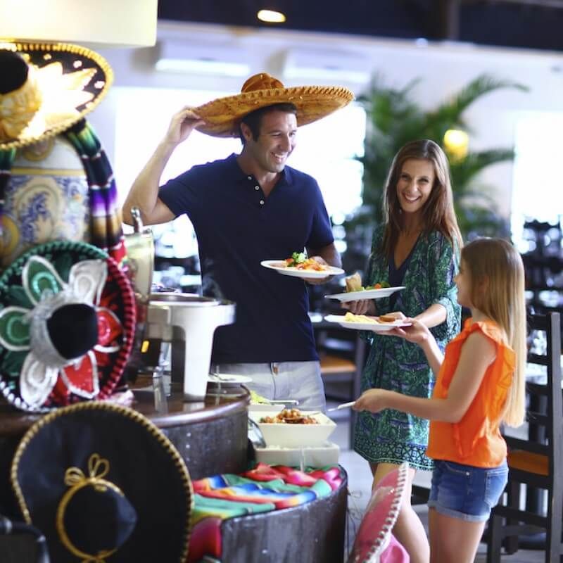 La Laguna Restaurant at Sandos Caracol Resort